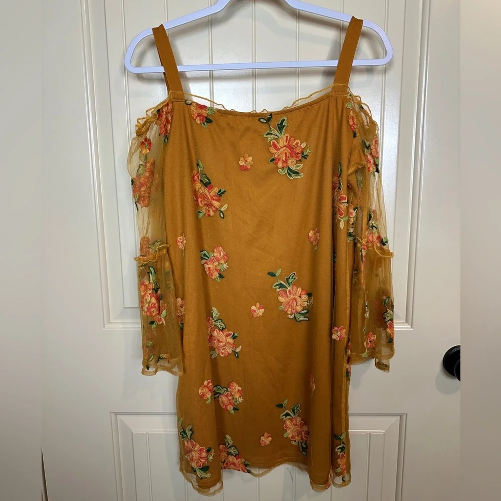 GB Gianni Bini Girls Long bell sleeve Designer Dress‎ embroidered sz XL GUC